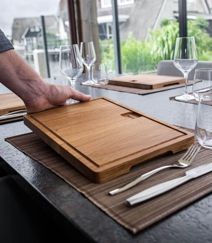 Dining Board Friends M - Eikenhout - Voor Elke Maaltijd - Serveerplank 4 Dining Board Friends M - Eikenhout - Voor Elke Maaltijd - Serveerplank - Afbeelding 2