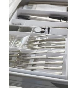 Yamazaki Extendable Diagonal Cutlery Tray - Tower - White -Palmer Winkel 600c8ef6f9854b1eb2765b9ca19a3228