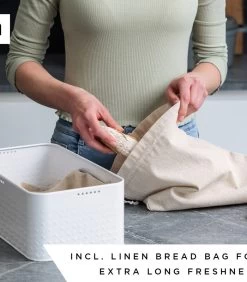 Metalen Broodtrommel Met Linnen Broodzak 'Glæde' 9 Metalen Broodtrommel Met Linnen Broodzak 'Glæde' -Palmer Winkel 8f17c470d66e42ca8a91d5a27f364b3d