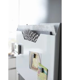 Yamazaki Placemat Storage - Tower - White -Palmer Winkel 9877c54eb51a43f086fa317aa63bb95f