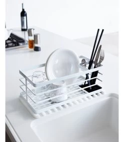 Yamazaki Silicone Drainer Tray - Flow - White -Palmer Winkel d1776b68fa0b4aed8f0e88bbb7112edf