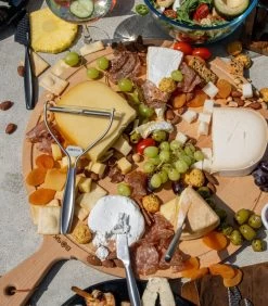 Serveerplank Rond Amigo XL - Met Handgreep - Bruin - ⌀ 42 Cm -Palmer Winkel e61501d086e94b3e872cefa8893bb9e6